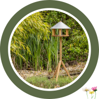Vogelfutterstation aus Eiche mit Futtersilo & Zinkdach